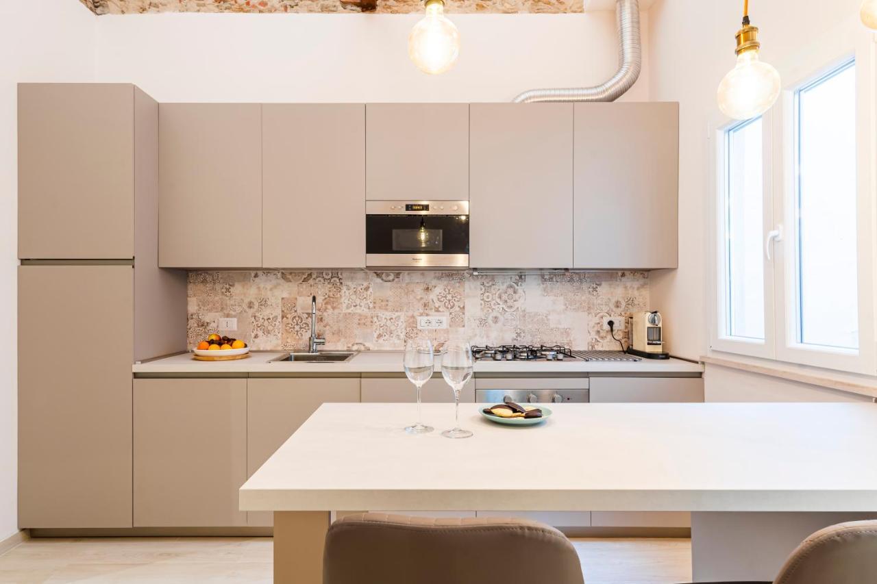 Casa L - Mimbelli Park Modern Quiet Apartment Livorno Exterior foto